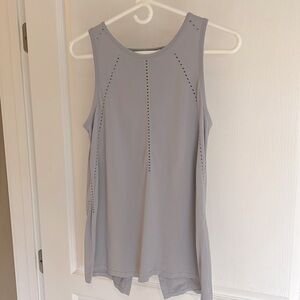 Athleta Lavender-Grey Women’s Athletic Top 
Size Smalll